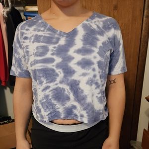 blue tye dye cropped tee women's size large